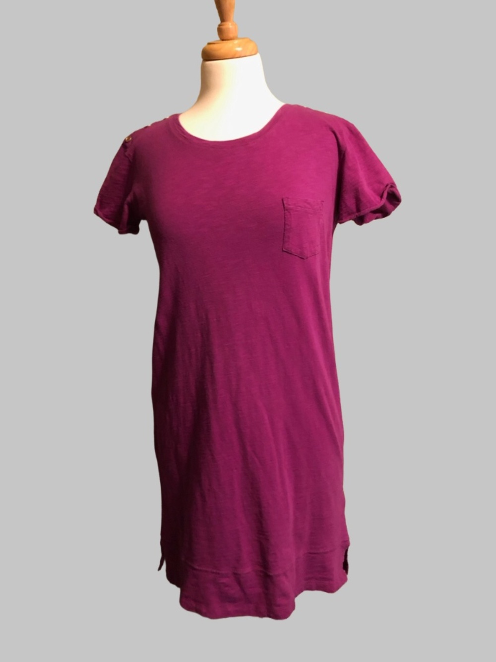 Nicole Hillen Purple Cotton T-Shirt Mini Dress | Brass Shoulder Buttons, Size M